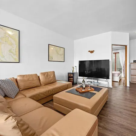 Appartement Ellie Kajak Pula